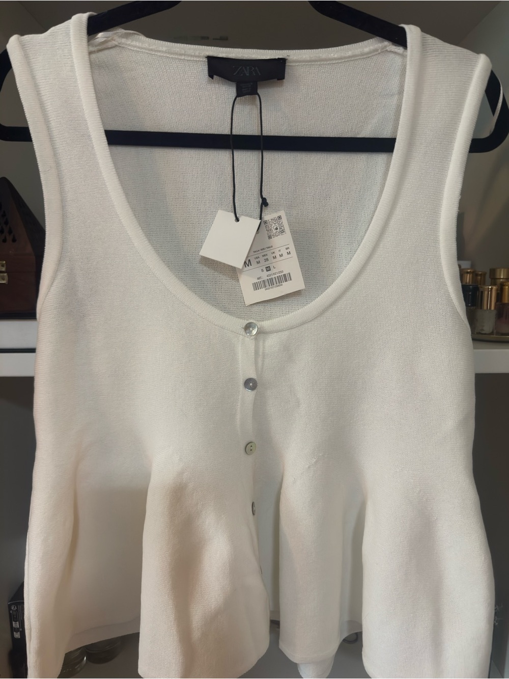 Zara Cream Button-Front Sleeveless Knit Tank